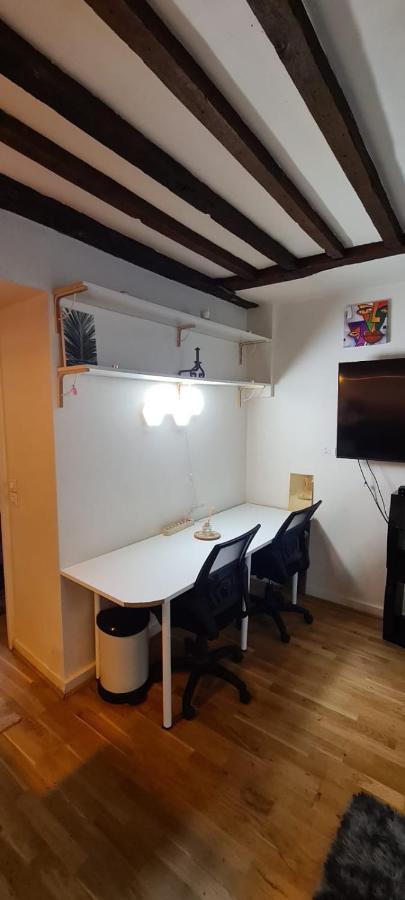 Cozy Apt Heart Of Paris, 3 Mins Louvre Apartment Екстериор снимка